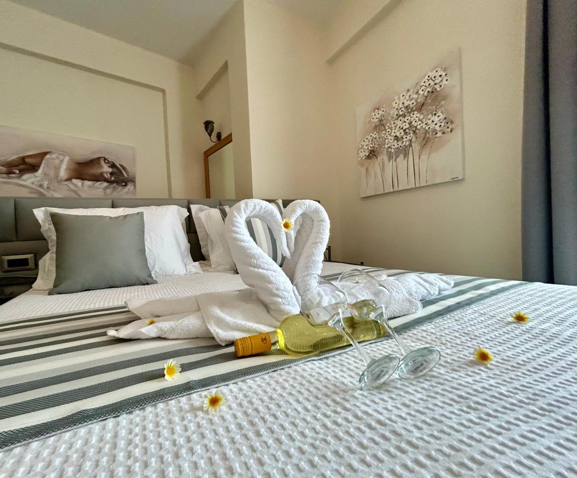 Golden Moments Luxury Stone Villas B Mesaria Exterior foto